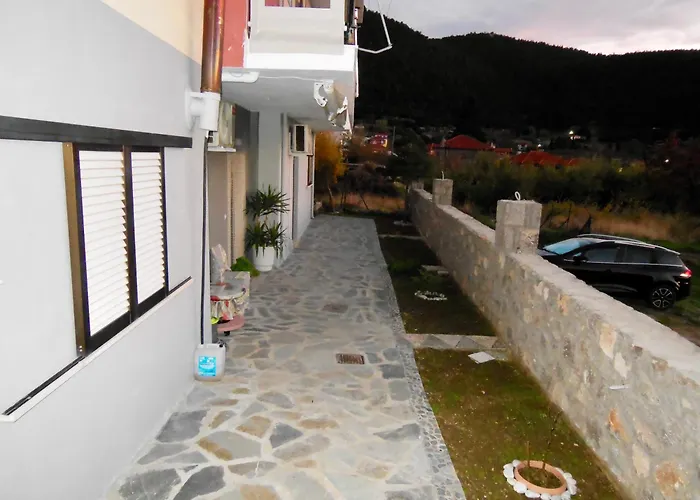 Apartment Quiet Mountain View Retreat Helicon,